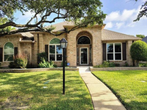 Crescent Heights Manor